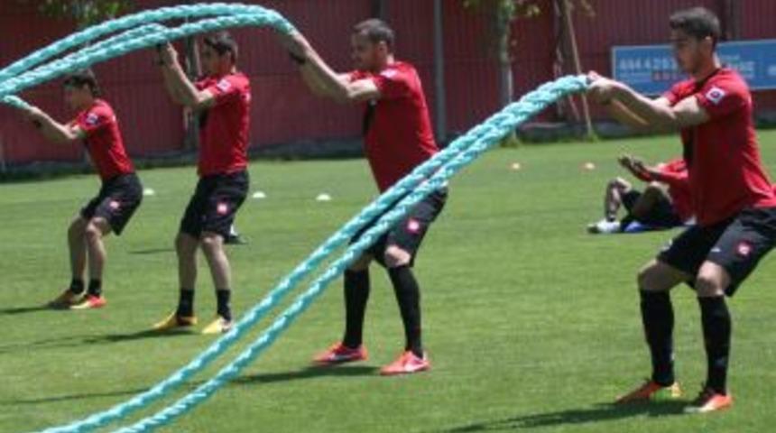 Gen&ccedil;lerbirliği, Trabzonspor Ma&ccedil;ının Mesaisine Başladı