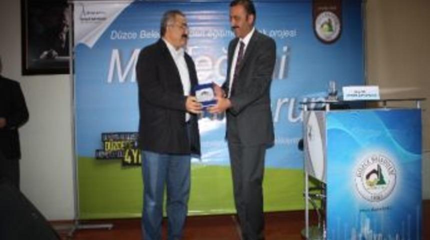 Do&ccedil;. Dr. Ayhan Şamandar &Ouml;ğrencilerle Buluştu