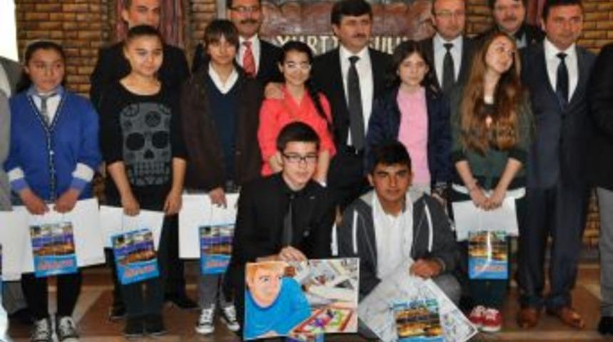 &Ouml;ğrenciler Deprem Bilincini Resim Ve Kompozisyonlarla Anlattı