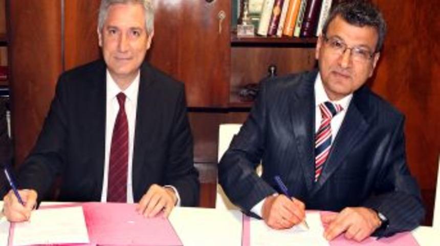 İller Bankası Ile &Ccedil;ukurova &Uuml;niversitesi Arasında Iş Birliği Protokol&uuml; Imzalandı