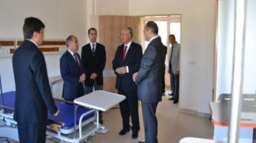 Vali Daş&ouml;z, G&ouml;rdes&rsquo;te İncelemelerde Bulundu