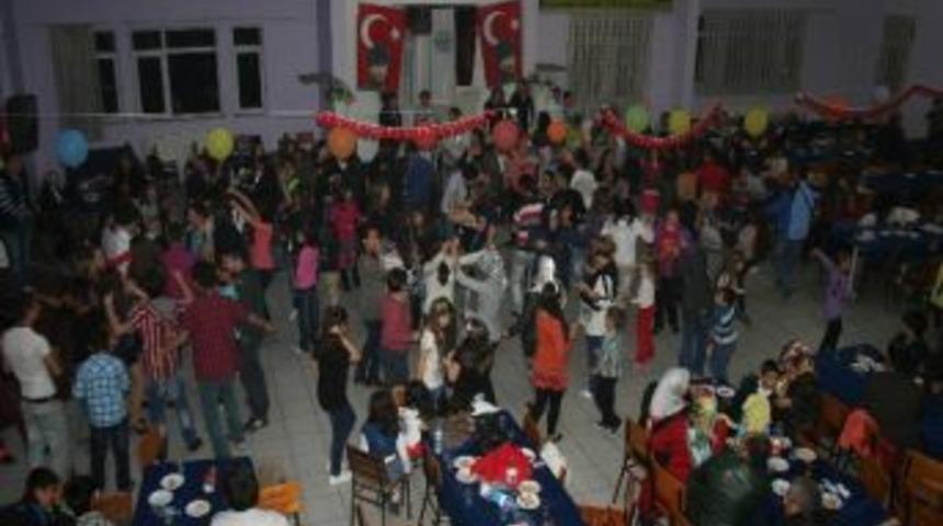 &Ccedil;aydeğirmeni D&uuml;nya &Ccedil;o&ccedil;uklarıyla Vedalaştı