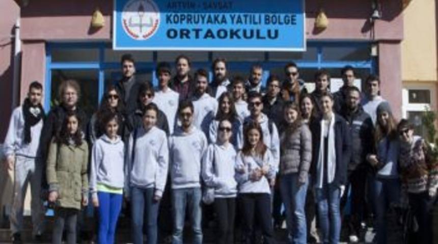 Yt&uuml;&rsquo;den Anlamlı 23 Nisan Etkinliği