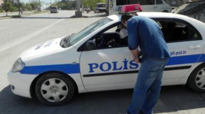 Hız Sınırı Aşan 10 S&uuml;r&uuml;c&uuml;ye 343&rsquo;er Lira Ceza