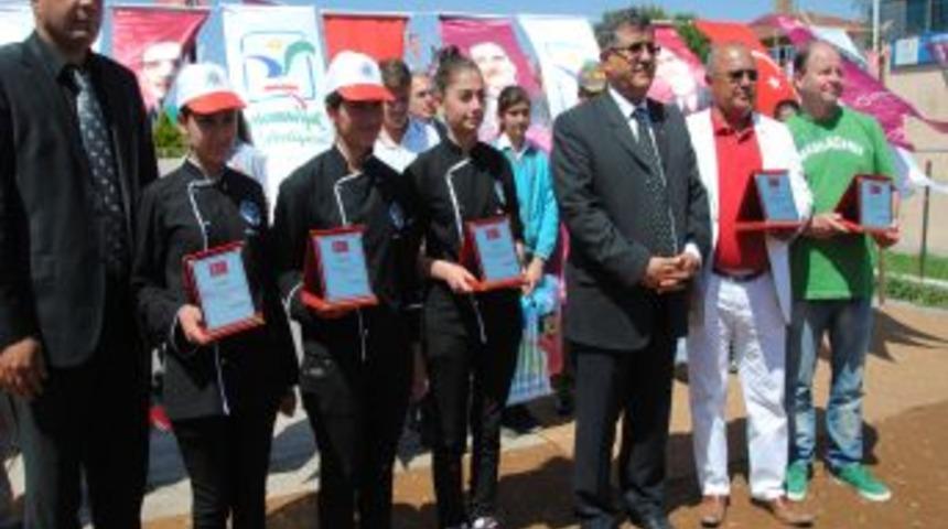 Turizmciler, &Ouml;ğrencilerin Turizm Haftası Etkinliğine Ilgisiz Kaldı