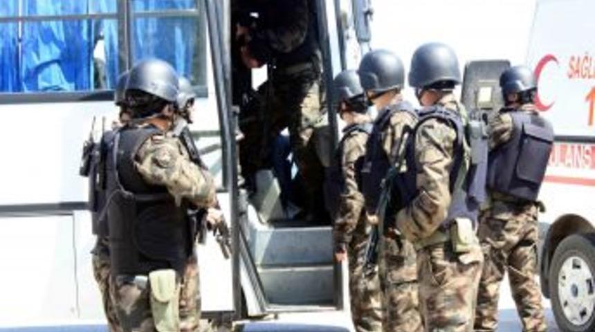 Polisin Rehine Kurtarma Operasyonu, Ger&ccedil;eğini Aratmadı