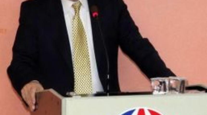 Bekir Okan'dan "girişimcilik" Konferansı