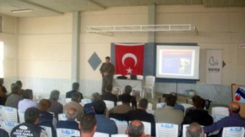 Tavuk &Uuml;reticileri Birliği &Uuml;yeleri Seminerde Buluştu