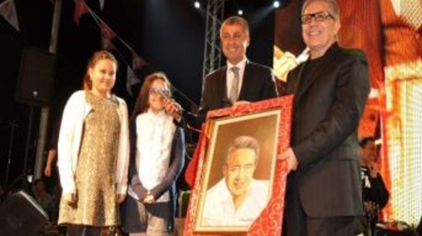 Binlerce Manavgatlı Livaneli İle Coştu