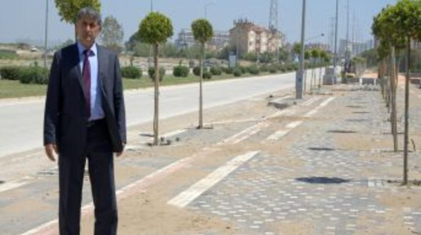 Ilıca Belediyesi Bin 400 Metre Bisiklet Yolu Yaptı