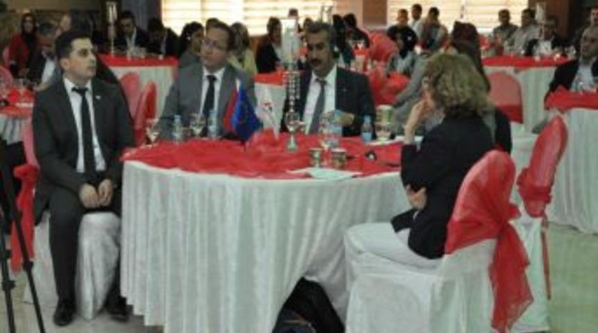 Batman'da KOBİ Ve Girişimcilik Konferansı'na Yoğun Ilgi