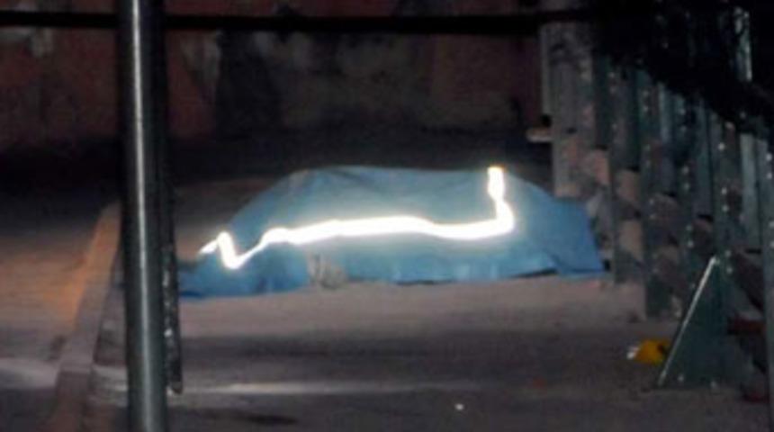 Kendini yakarak intihar etti&hellip;