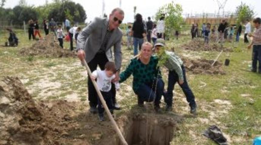 Saruhanlı'da Resim Şenliği Ve Bisiklet Turu D&uuml;zenlendi