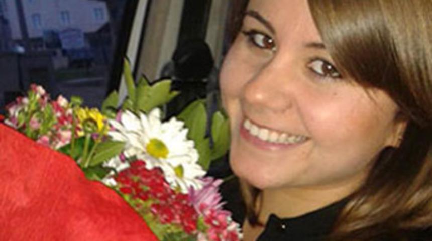 Y&uuml;r&uuml;rken kafasına adam d&uuml;şt&uuml;!