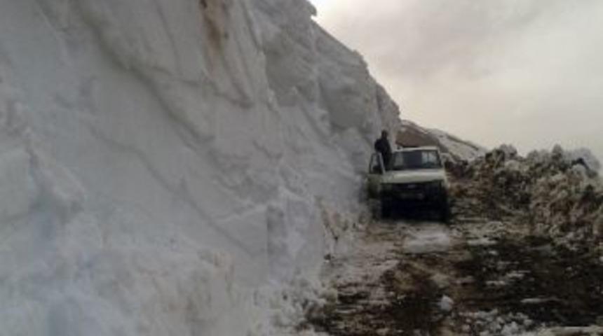 G&uuml;m&uuml;şhane&rsquo;de Karla M&uuml;cadele Devam Ediyor