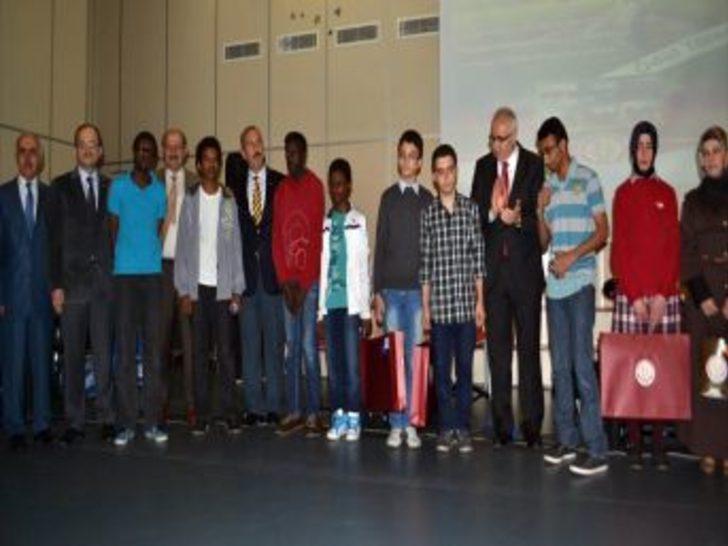 REDER, &Ouml;ğrencileri &Ouml;d&uuml;llendirdi