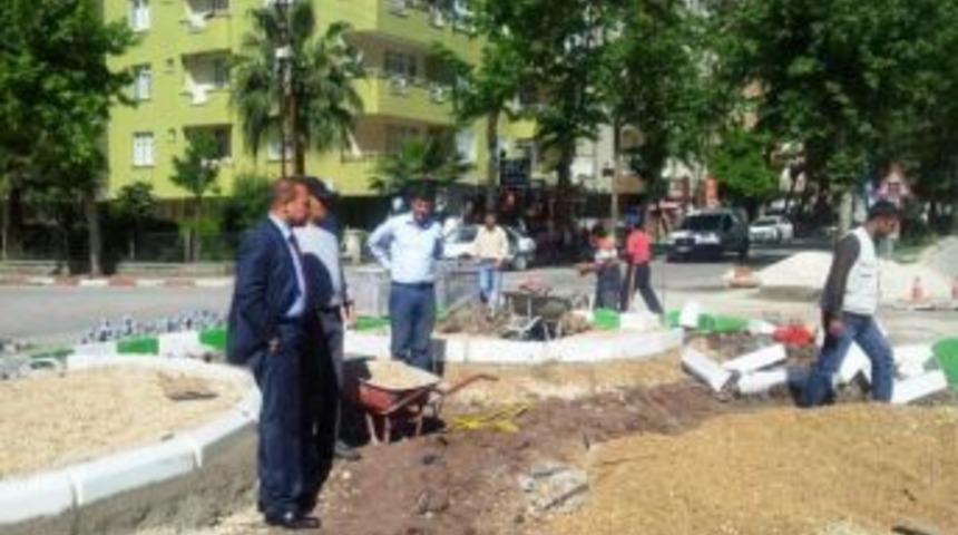 Ceyhan&rsquo;da Bulvar Ve &Ccedil;evre D&uuml;zenleme &Ccedil;alışmaları Hızla S&uuml;r&uuml;yor