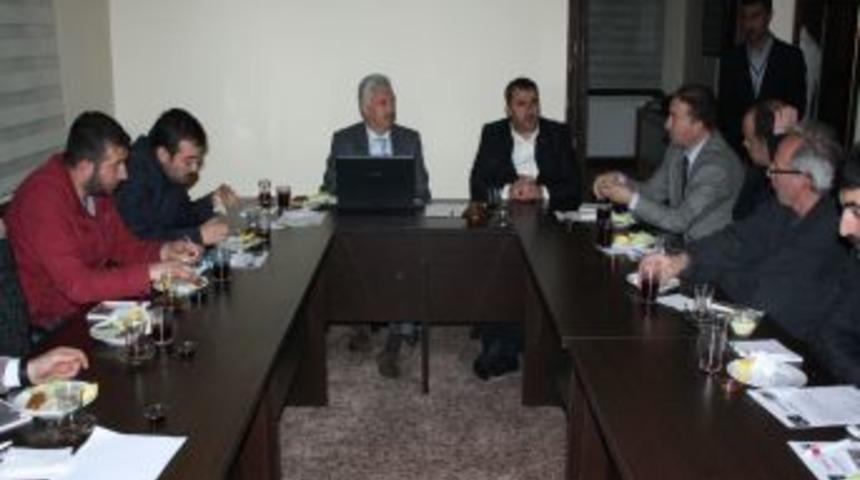 KARSİAD &Uuml;yesi Gen&ccedil; Işadamlarına KOSGEB Destekleri Anlatıldı