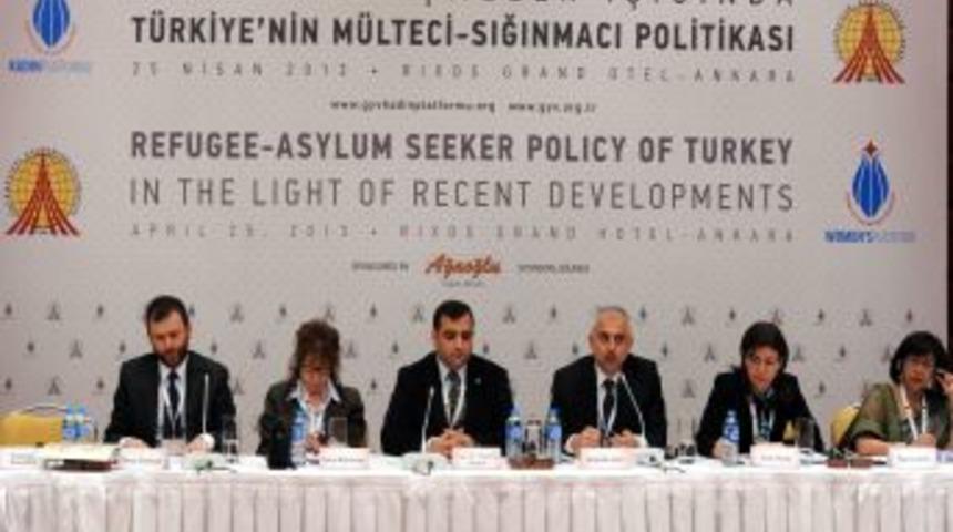 Altuğ: Suriyeli M&uuml;lteci Sayısı 400 Bini Ge&ccedil;ti, Uluslararası Yardım &Ccedil;ok Az