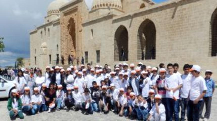 Yeşil Derik Okuma Salonu &Ouml;ğrencileri Mardin'i Gezdi