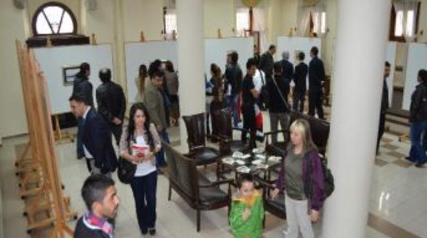 Niğde&rsquo;de Resim Sergisi A&ccedil;ıldı