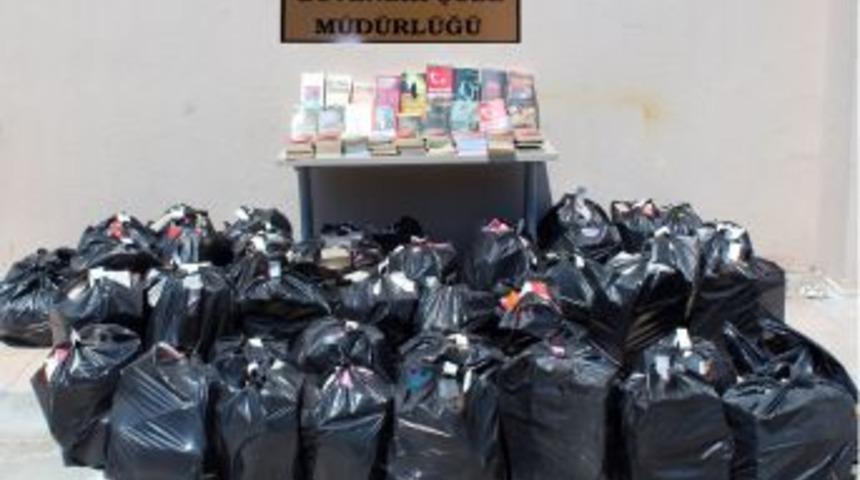 Hatay'da 3 Bin 200 Korsan Kitap Ele Ge&ccedil;irildi