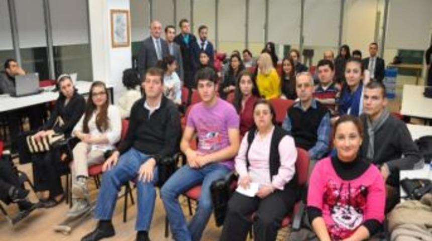 Engelliler Meclisi&rsquo;ne Amerikalı Ziyaret&ccedil;i