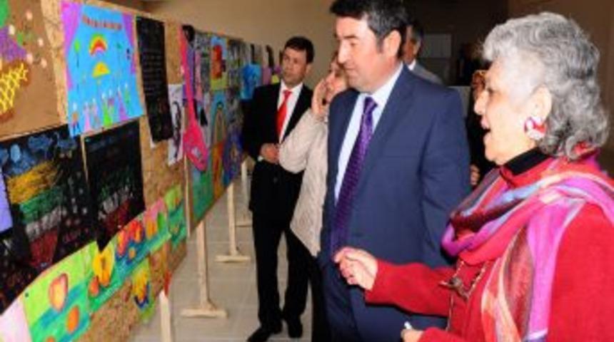 &Ccedil;akırlı'da &Ouml;ğrenci Ve &Ouml;ğretmenler Sergi A&ccedil;tı