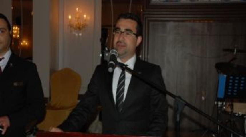 G&uuml;ral Sapanca Otel Beşinci Yılını Personeli İle Kutladı