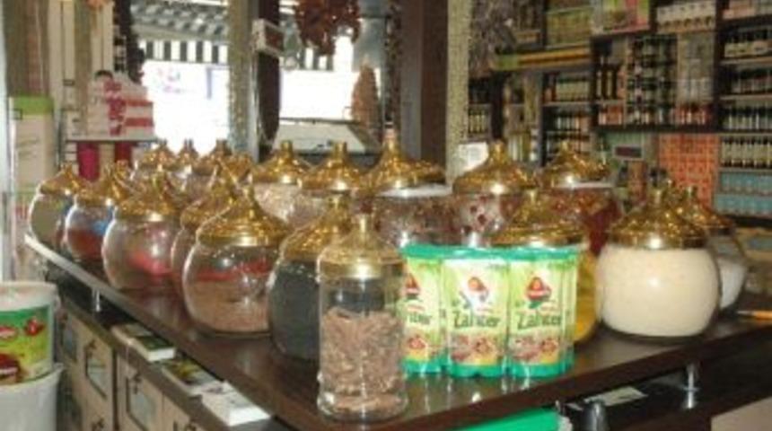 Kilosu Bin Tl Olan Bitki Şifa Dağıtıyor