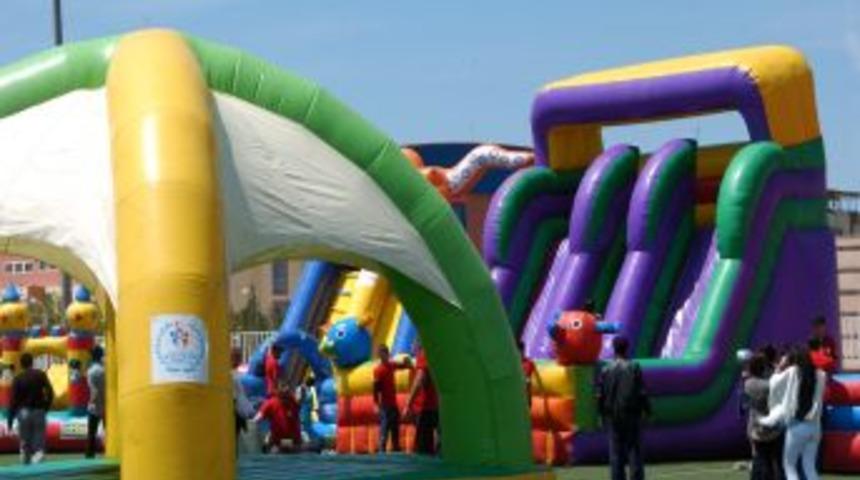 Oyun Parkuruna &Ccedil;ocuklardan Yoğun Ilgi