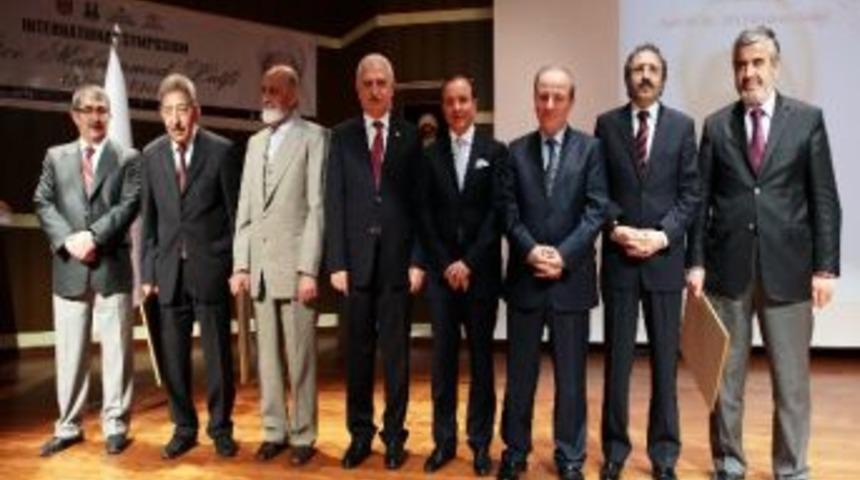 Uluslararası H&acirc;ce Muhammed L&uuml;tfi (alvarlı Efe) Sempozyumu