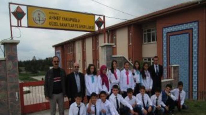 Hisarcık Atat&uuml;rk İlkokulu T&uuml;rk Halk M&uuml;ziği Korosu Korolar Şenliği'nde Katıldı