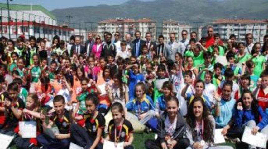 Gemlik&rsquo;te Atletizm Şenlikleri