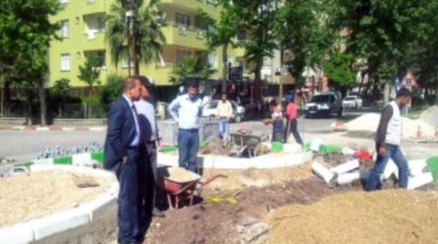 Ceyhan&rsquo;da Bulvar Ve &Ccedil;evre D&uuml;zenleme &Ccedil;alışmaları Hızla S&uuml;r&uuml;yor