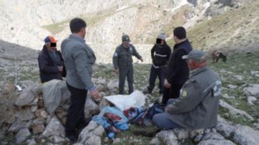 Ka&ccedil;ak Avcılara Ge&ccedil;it Yok