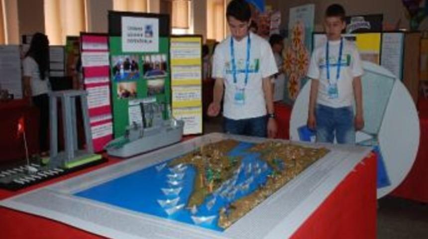 &Ouml;ğrenciler Projelerini Sergiledi