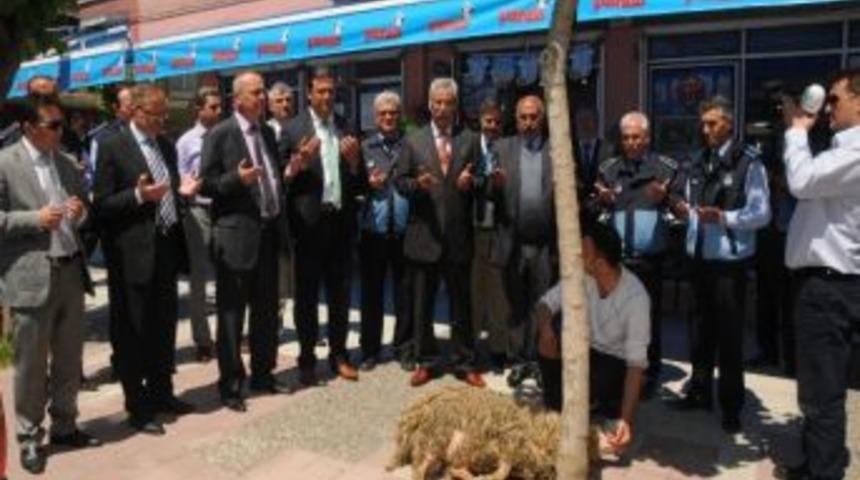 Manisa Zabıta M&uuml;d&uuml;rl&uuml;ğ&uuml;&rsquo;nden Lokma Hayrı