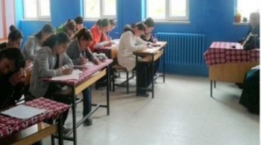 'emet Kitap Okuyor' Projesi