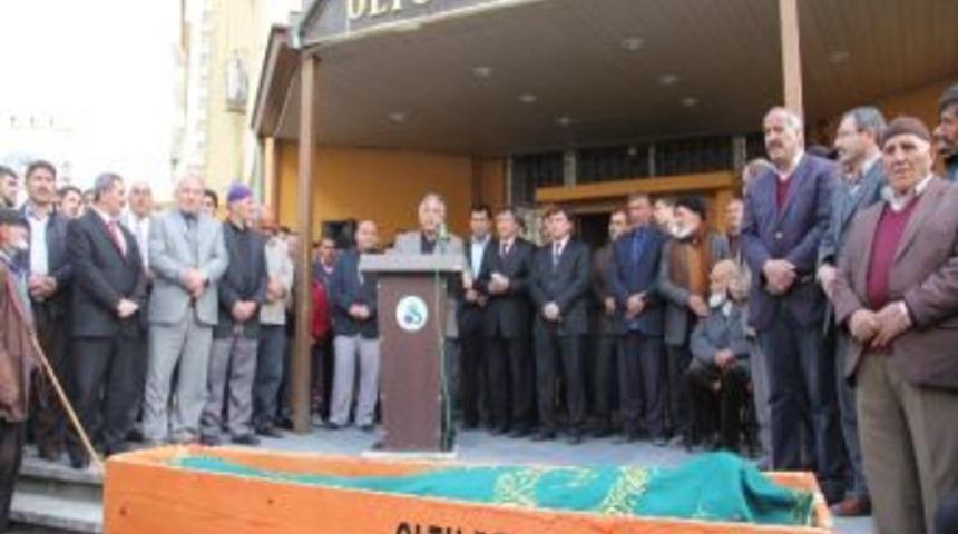 Ali Aky&uuml;z&rsquo;&uuml;n Ani Vefatı Sevenlerini Yasa Boğdu