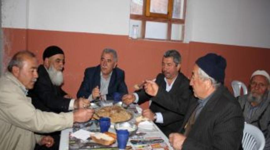 Kutlu Doğum, İskilip Dolması Eşliğinde Kutlandı