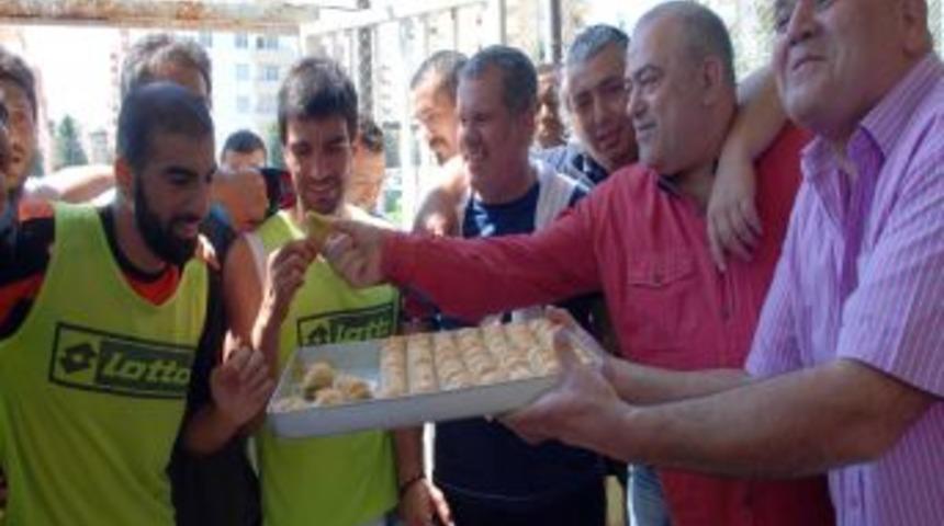 Adanaspor, Kartalspor Ma&ccedil;ının Hazırlıklarını S&uuml;rd&uuml;r&uuml;yor