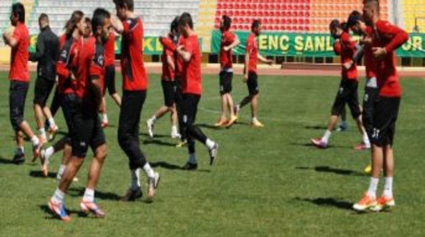 Şanlıurfaspor, Denizlispor Ma&ccedil;ı Hazırlıklarını S&uuml;rd&uuml;r&uuml;yor