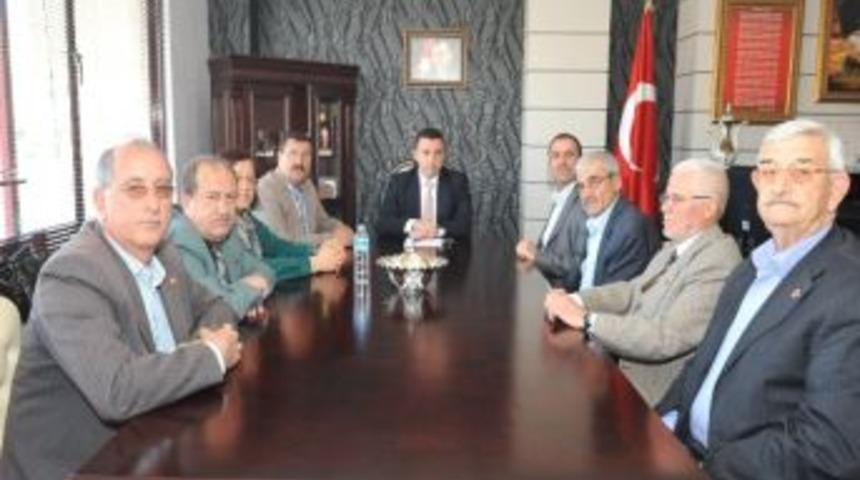 Bboz&uuml;y&uuml;k Belediye Başkan V. Bakıcı Mahalle Muhtarıyla Buluştu
