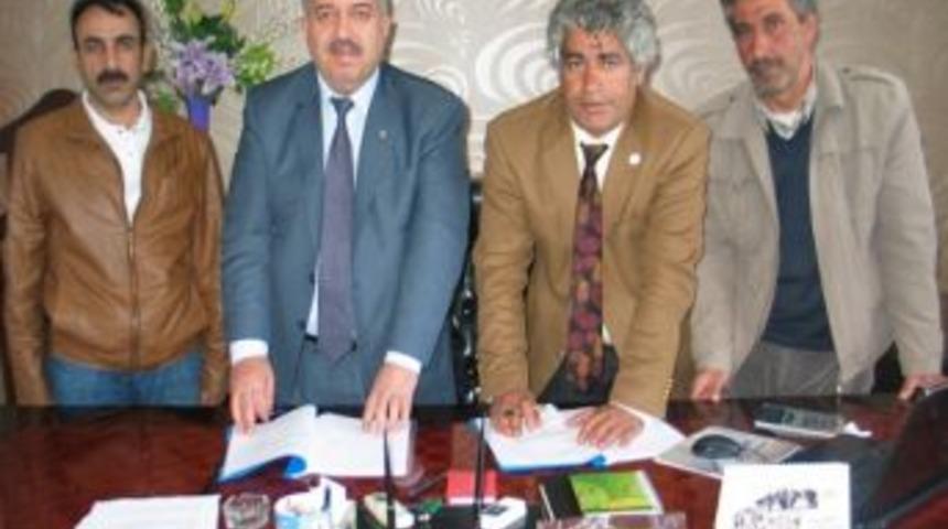 Alacakaya Belediyesi&rsquo;nde Toplu İş S&ouml;zleşmesi Sevinci