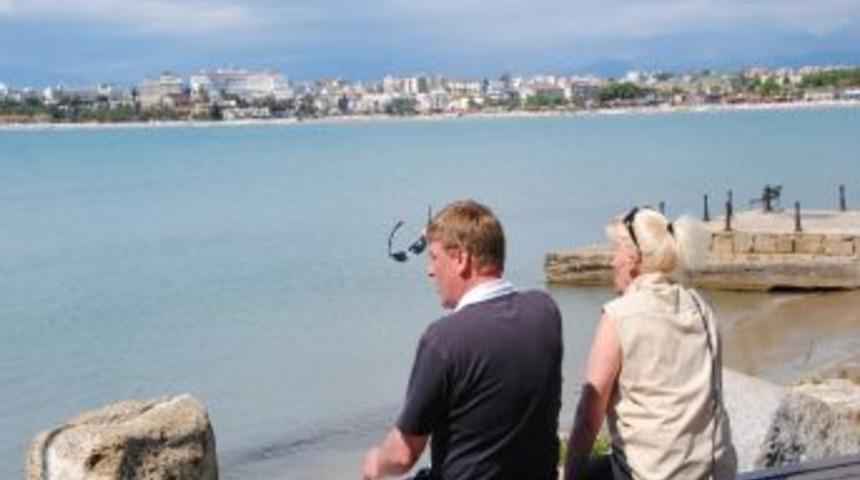 Antalya'ya Gelen Turist Sayısında Bu Sene Y&uuml;zde 10 Artış Bekleniyor