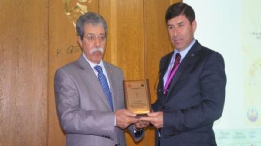 Soyut K&uuml;lt&uuml;r&uuml;n Yok Olmasını &Ouml;nlemek I&ccedil;in Yarıştılar