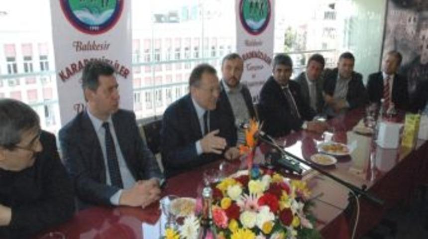 Ak Parti Genel Başkan Yardımcısı Edip Uğur'dan S&uuml;re&ccedil; Değerlendirmesi