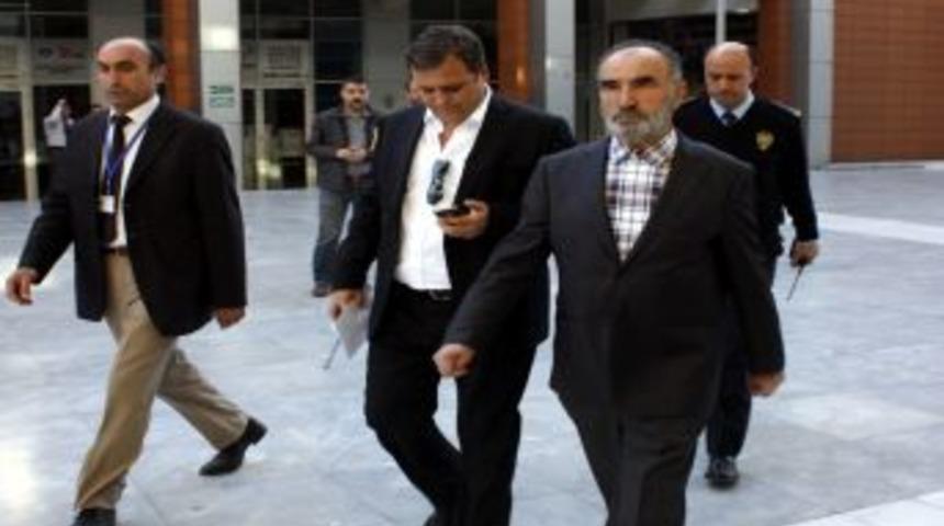 Hayrettin Karaman: Şiddet Ve Hakaret Olmadığı M&uuml;ddet&ccedil;e Tepki Normal