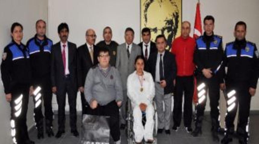 Milli Ok&ccedil;uya Emniyetten &Ouml;d&uuml;l